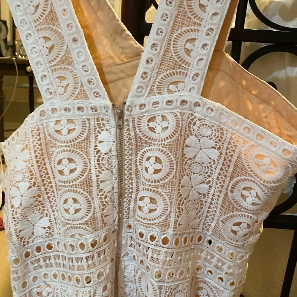 Revolve Superdown - Picture 3 of 4